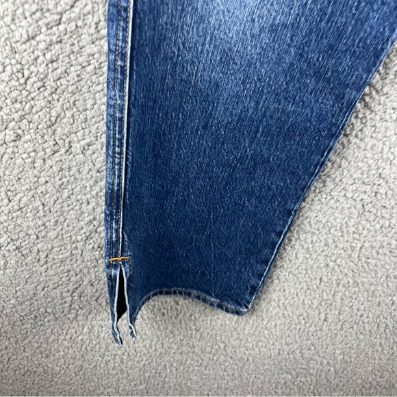 Good American NWT Good Curve Straight High Rise Medium Wash Jeans Size 14/32 - Picture 8 of 16